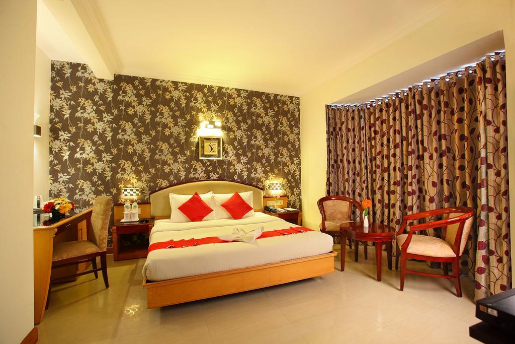 Hotel Park Residency, Kakkanad Kochi Exterior photo